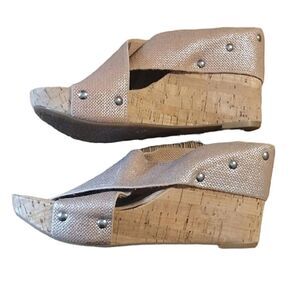 Lucky Brand Women's 7.5 Peach and Silver Metallic Criss Cross Wedge Cork Heels